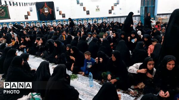 سفره افطاری ۲ هزار نفری در قلعه رئیسی