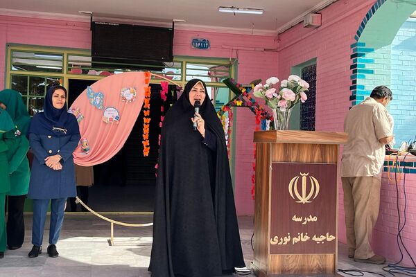 جشن شکوفه‌ها در آستانه سال تحصیلی جدید در مدارس ملارد برگزار شد