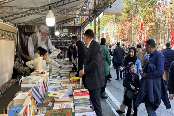 گلزار شهدای کرمان در ششمین سالگرد شهادت سردار دلها، حاج قاسم سلیمانی