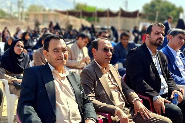 برگزاری اردوی کتابخوانی و رویداد خدمات‌رسانی در روستای سراب‌بیز باشت