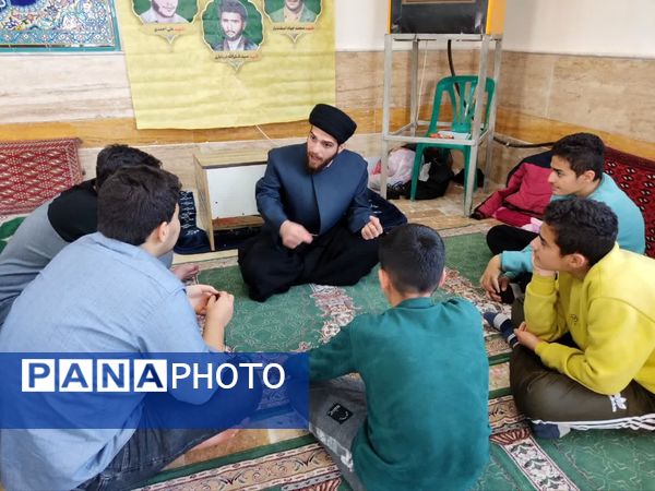 برگزاری اعتکاف دانش‌آموزی در مساجد شهرستان فیروزکوه