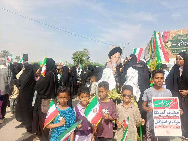 راهپیمایی ۲۲ بهمن در میناب