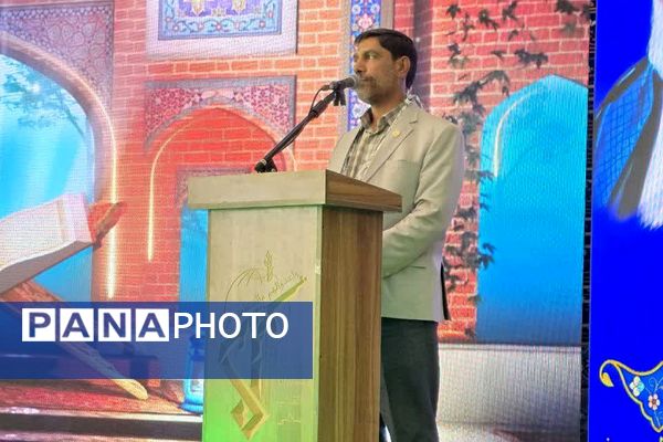 برگزاری یادواره سه هزار ستاره، ۳۰۰۰ چراغ راه به مناسبت هفته دفاع مقدس در شهرستان قرچک