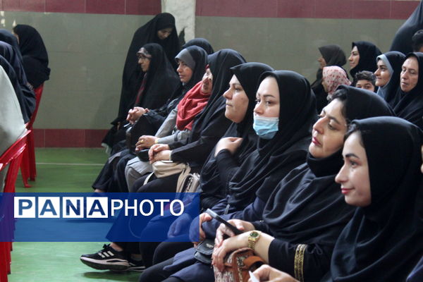 همایش روز معلم در بندپی شرقی 