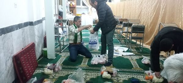 گذری بر آماده سازی بسته های یلدایی