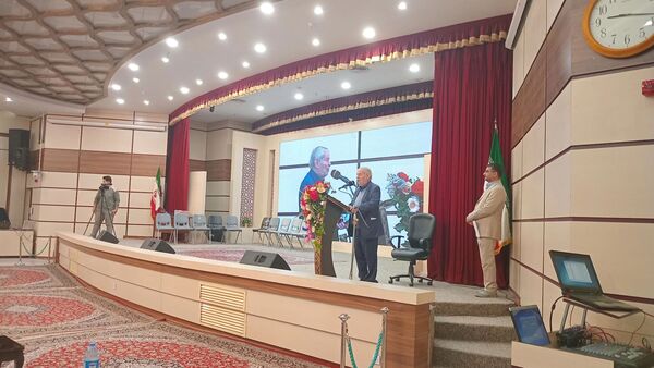 تجلیل از بازنشستگان آموزش و پرورش استان خراسان رضوی