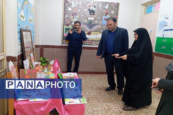 نمایشگاه صنایع دستی و طرح جابربن حیان در مدرسه فردوسی اردبیل