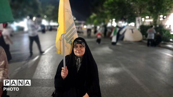  باز هم قراره شبانه مردم در حسینیه امام خامنه‌ای نیشابور