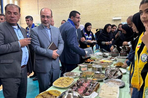 اردوی تمشک دختران شهرستان‌های جنوبی استان بوشهر در کنگان