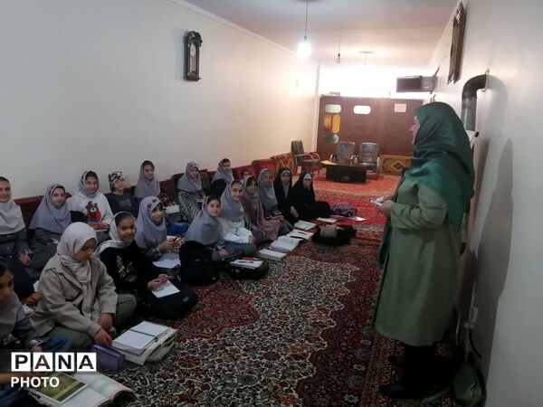 مسجد، مدرسه دوم طرح نوین آموزش و رفع اشکال دانش‌آموزان ناحیه یک