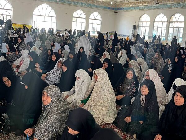 نماز جمعه در کاشمر