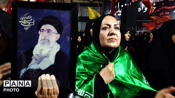  انتظار مردمانی پرشور، برای آخرین دیدار از قائد شهید امت