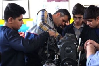 پنجه‌ های طلایی در مسیر آینده