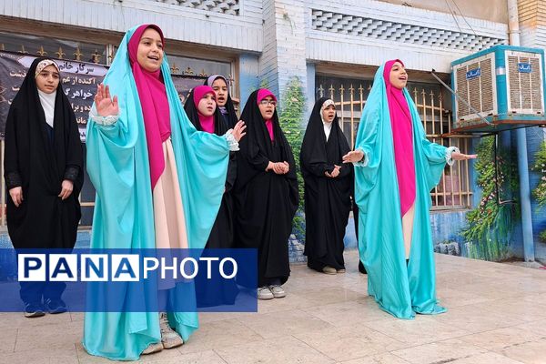 مدارس اسلامشهر یکصدا در جشن انقلاب 