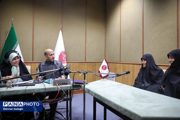 افتتاحیه رادیو مقاومت