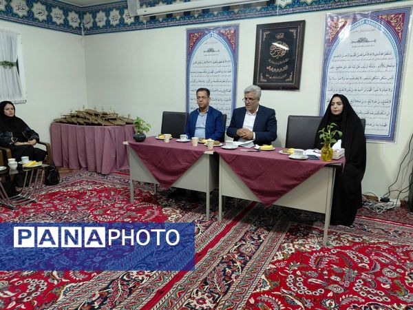 اولین جلسه شورای دبیران در دبیرستان علی‌ افشارنژاد 