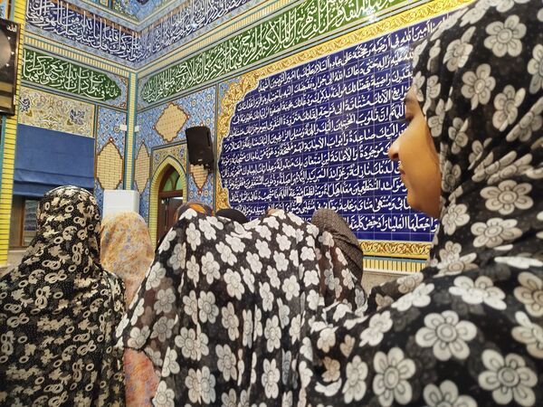 دومین روز اعتکاف در شهرستان بندرلنگه 