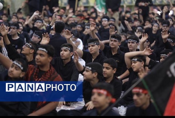 مراسم احلی من العسل در جوار حرم مطهر امام هشتم شیعیان(ع)