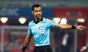 داور قطری بازی عربستان - استرالیا را سوت می‌زند