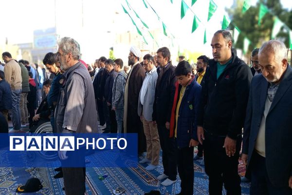 شکرانه توحید؛ نماز عید فطر در نجف‌آباد