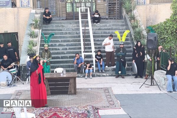 مراسم تعزیه‌خوانی در مسجد جامع آبشناسان همراه با حضور عزاداران