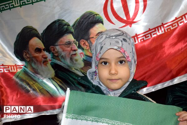 میعادگاه ایستادگی و همدلی در ملایر
