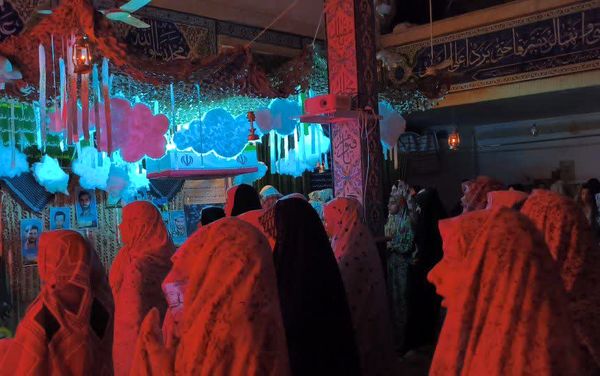 نسل نوجوان در اعتکاف؛ با اشک و اراده، پیام صبر حضرت زینب (س) را به گوش آسمان رساند