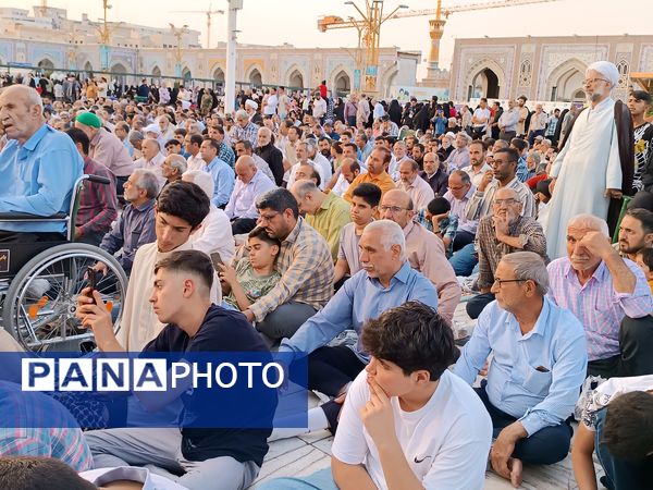 برگزاری مراسم چهلم رئیس‌جمهور شهید در حرم مطهر رضوی 