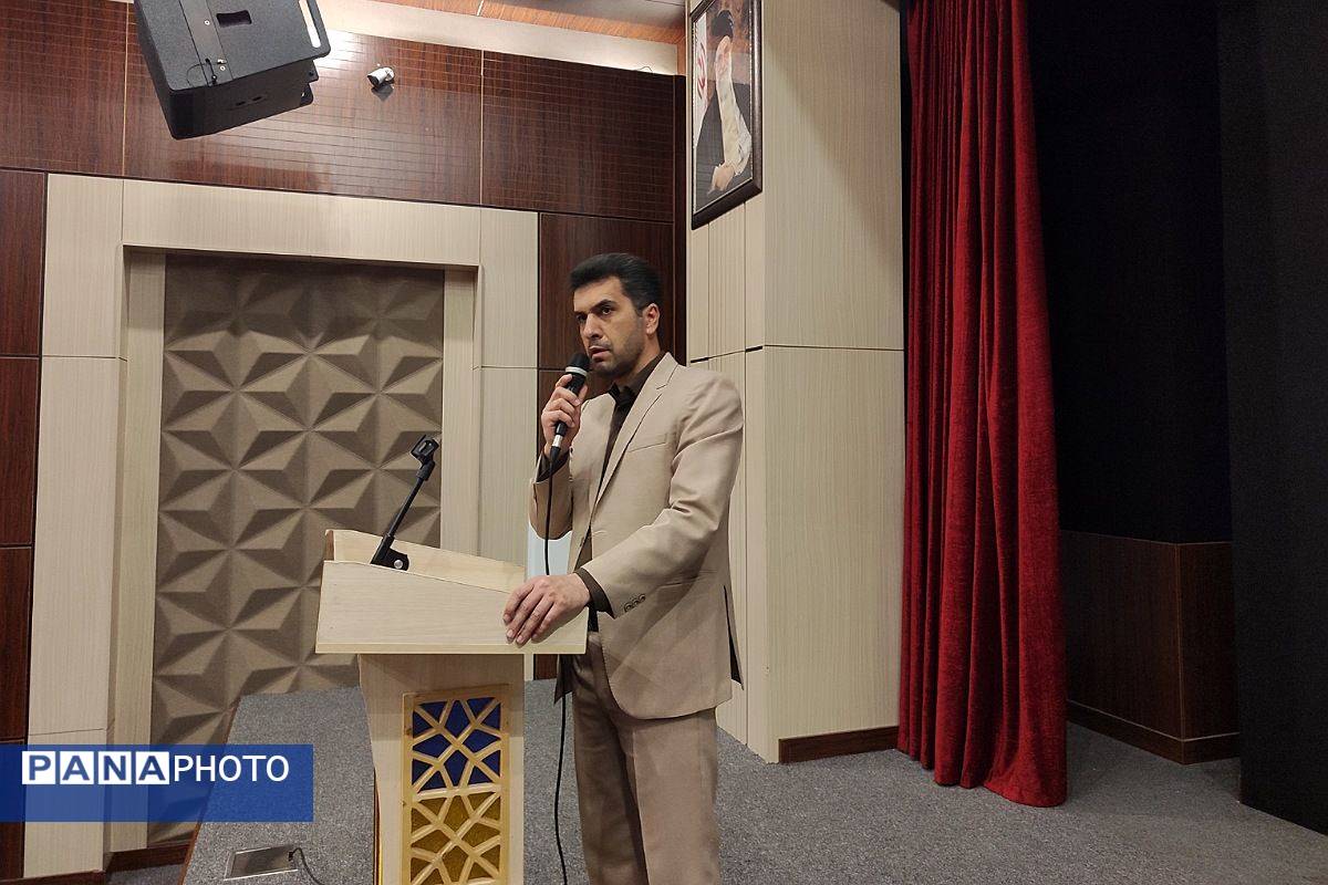 اختتامیه طرح شمیم و تجلیل ازدانش آموزان فعال این طرح