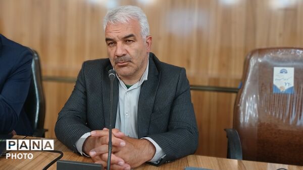 جلسه مدیران مدارس شهرستان بن