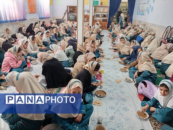 مراسم شهادت حضرت زهرا(س) در مدرسه سمیه کاشمر