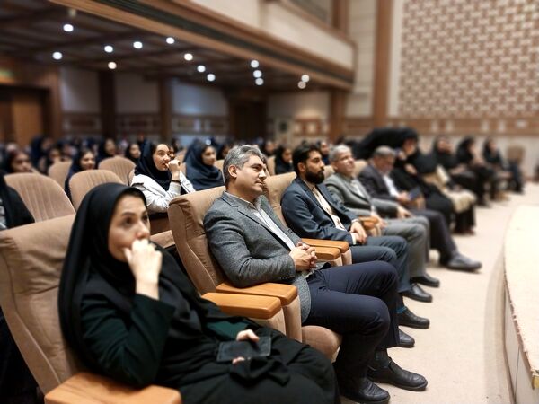 جشن روز دختر در هنرستان امام حسن مجتبی(ع) با حضور مسئولان ناحیه ۶