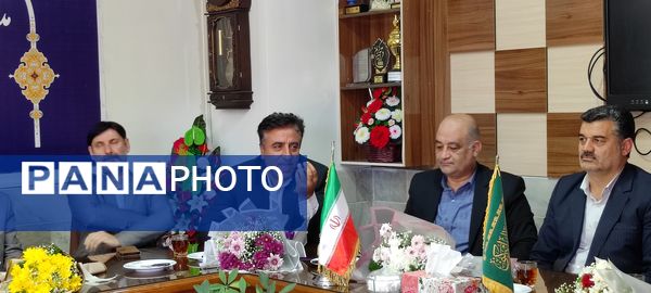 استقبال از دانش آموز شیروانی دارنده مدال برنز جهانی المپیاد علوم زمین