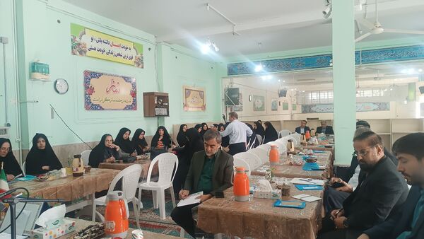 دومین جلسه مدیران متوسطه دوم نیشابور در دبیرستان ابوذر غفاری