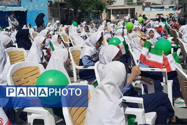 مراسم روز زمین پاک در دبستان دخترانه معراج ناحیه۲ بهارستان