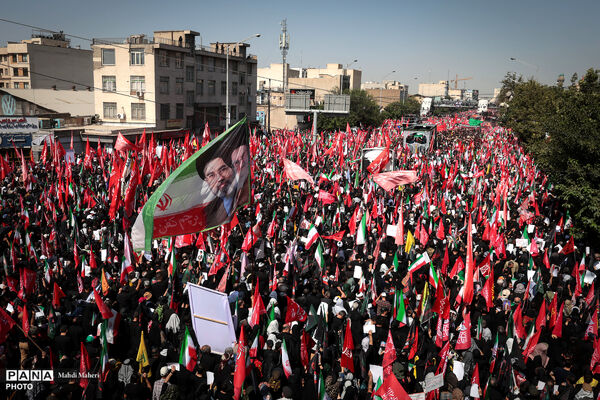 مراسم تشییع پیکر مطهر رهبر شهید انقلاب در تهران - 3