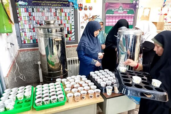 برگزاری مراسم شهادت امام صادق علیه السلام در دبستان شاهد ام البنین (س) ناحیه دو شهرری 