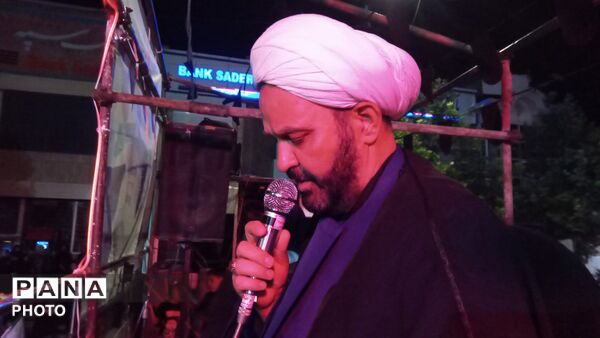 ششمین شب از مراسم عزاداری امام حسین در حسینیه امام خمینی(ره) 