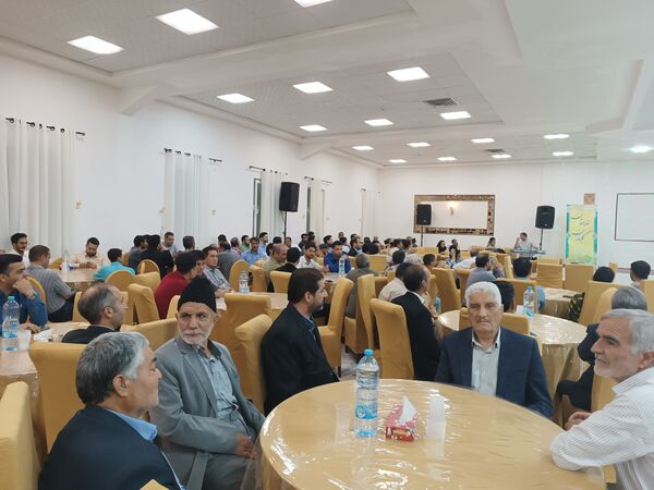 معلمان ستارگان درخشان مسیر علم و دانش
