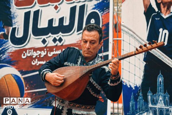 جشنواره والیبال خردسالان و نوجوانان تبریز با یاد «شهید راه خدمت»
