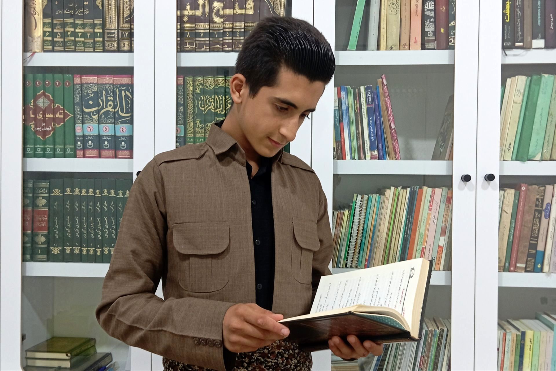 امیرالمومنین (ع) پدری دلسوز  برای همه‌ انسان‌های جویای حق بودند