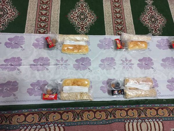 همدلی و معنویت در مراسم افطاری مدرسه حسین‌علی بابایی تهران