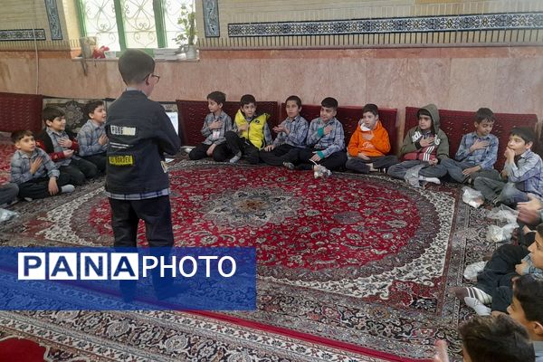  مراسم عزاداری ایام فاطمیه و یادواره شهدا در دبستان پسرانه آیت‌الله خامنه‌ای