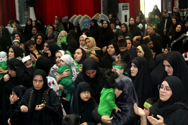اجتماع بزرگ شیرخوارگان حسینی در حسینیه ثارالله یاسوج