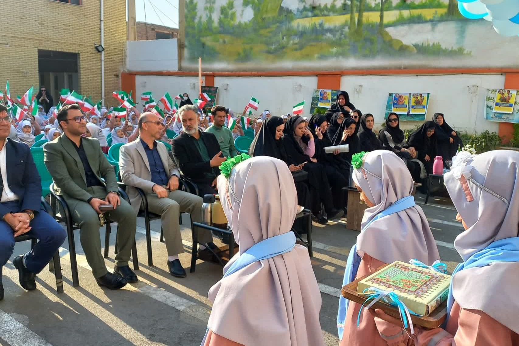 آیین افتتاحیه طرح سفیران سلامت در مدارس ورامین 