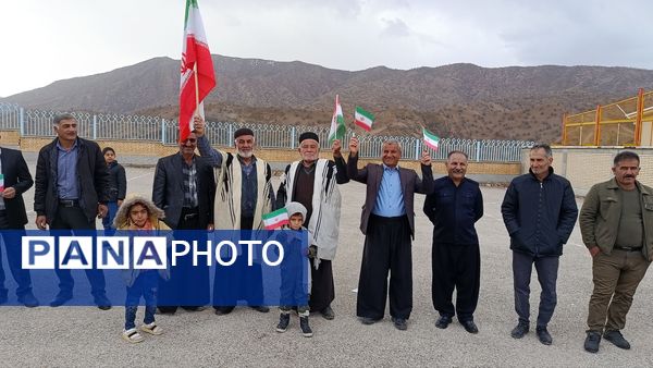 جلوه‌ای از شور انقلابی در سالروز پیروزی