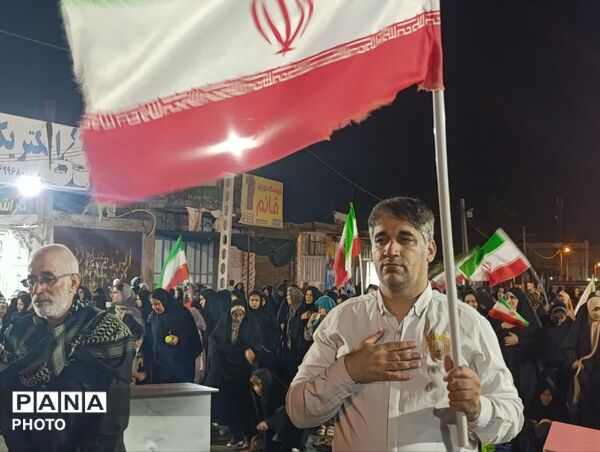 حضوردانش آموزان دراجتماع مردمی رودبارجنوب