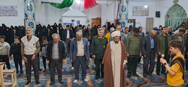 جشن میلاد امام زمان(عج) و گرامیداشت دهه فجر در مسجد بقیة الله شوراب صغیر