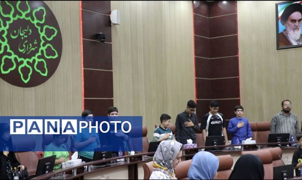 نشست ادبیات آیینی در دلیجان