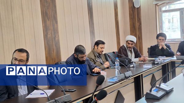 همایش اجرایی‌سازی سند منشور اقامه نماز در استان البرز